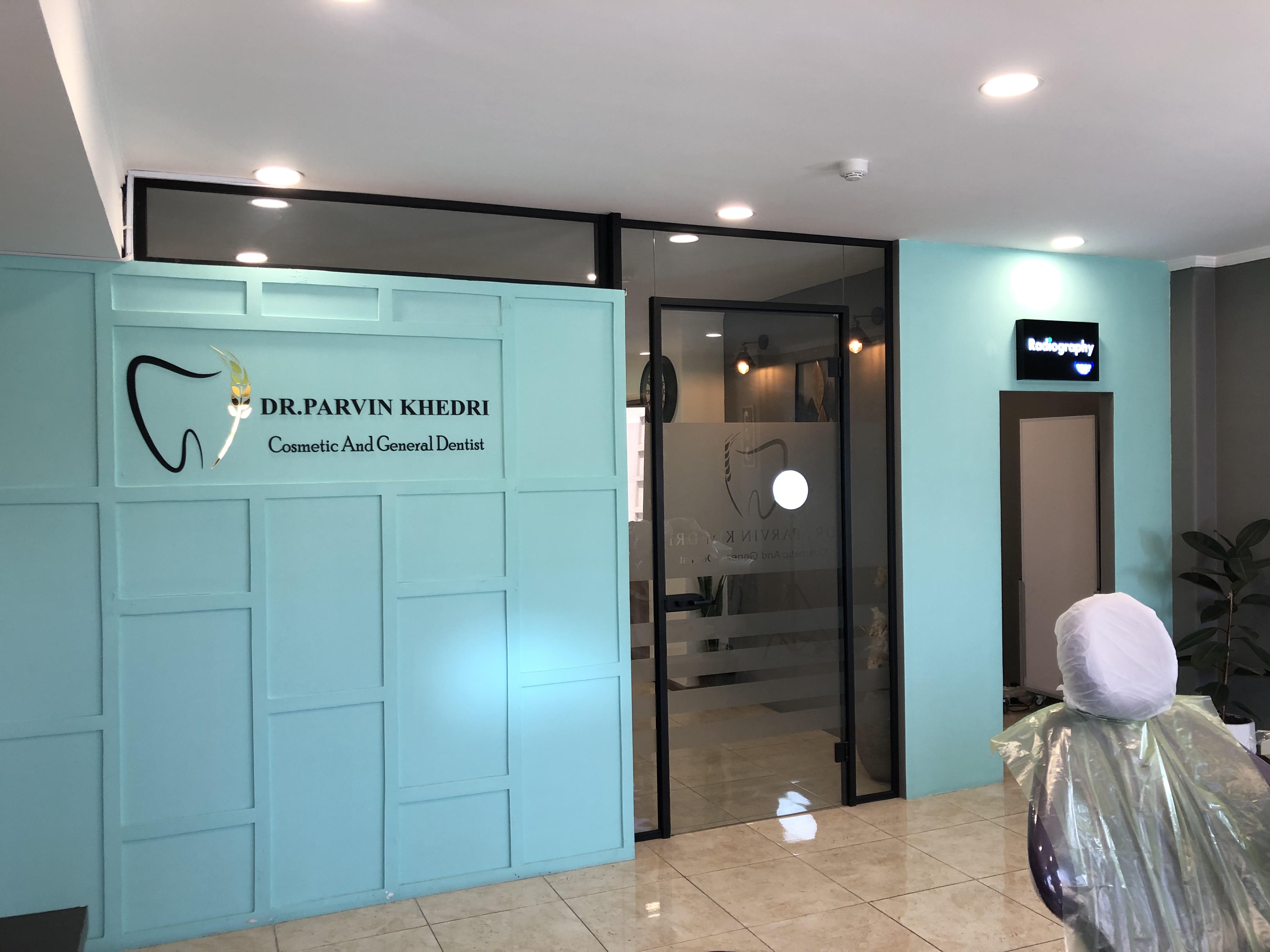 مرکز دندانپزشکی دکتر پروین خدری